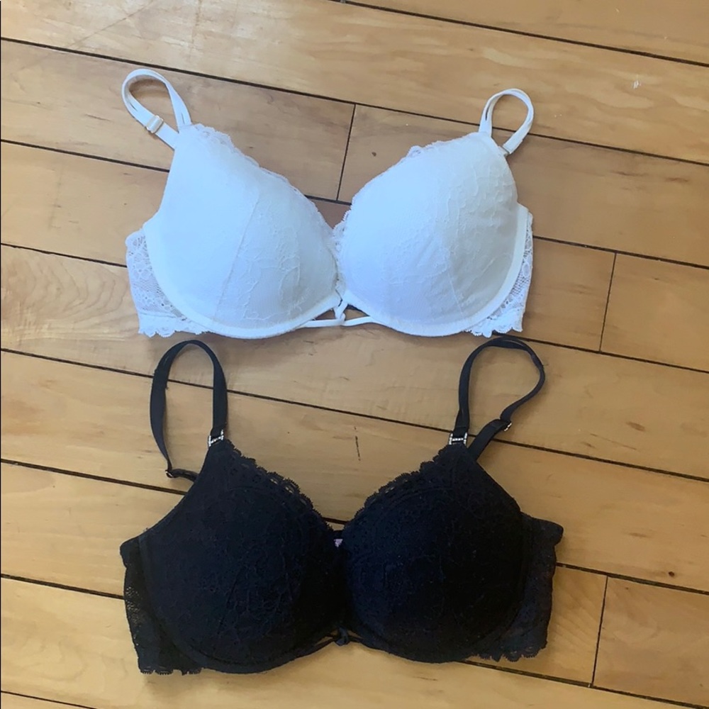 TWO Victoria’s Secret Very Sexy Push-up Bras